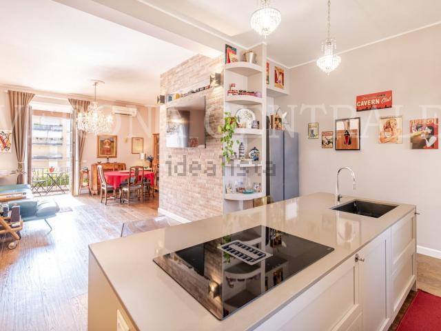 Appartamento in vendita di 145 m² in Via IV Novembre, 24
