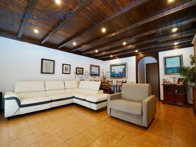 Appartamento in vendita di 145 m² in Via Locke, 21