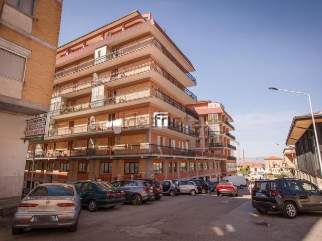 Appartamento in vendita di 145 m² in Via Longano, 18
