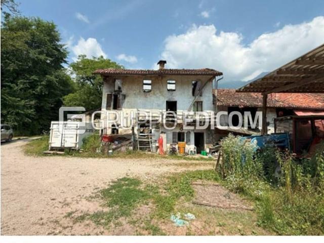 Appartamento in vendita di 145 m² in Via la Vigna