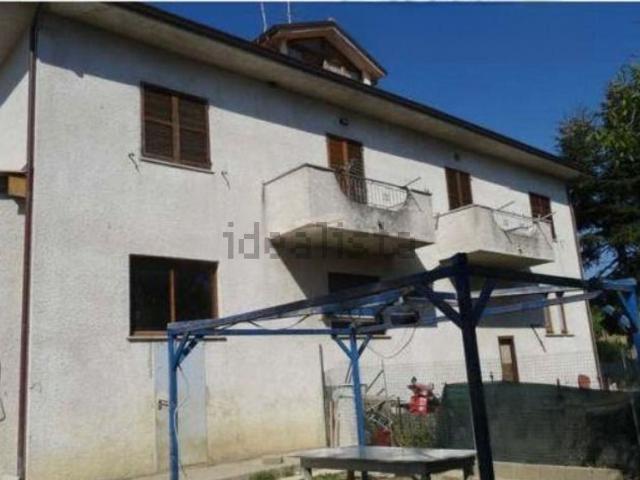 Appartamento in vendita di 145 m² in Via Leonardo da Vinci, 21