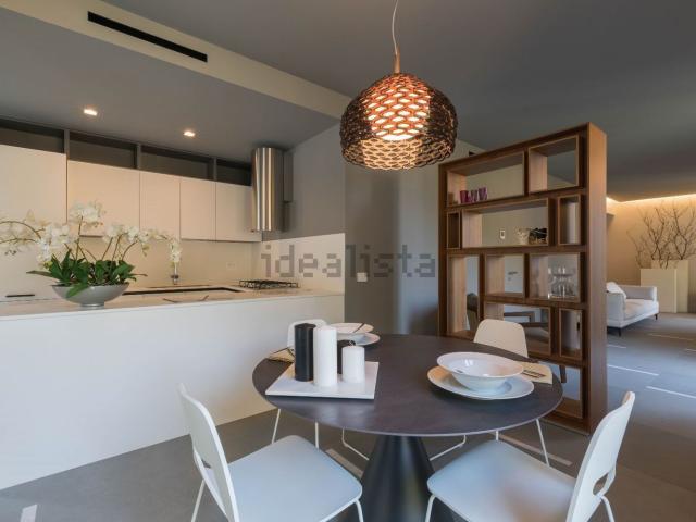 Appartamento in vendita di 145 m² in Via Luigi Borri, 113