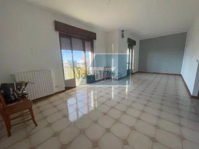 Appartamento in vendita di 145 m² in Via Luigi Pirandello