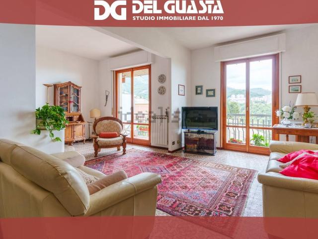 Appartamento in vendita di 145 m² in Via Monaco Simone, 6