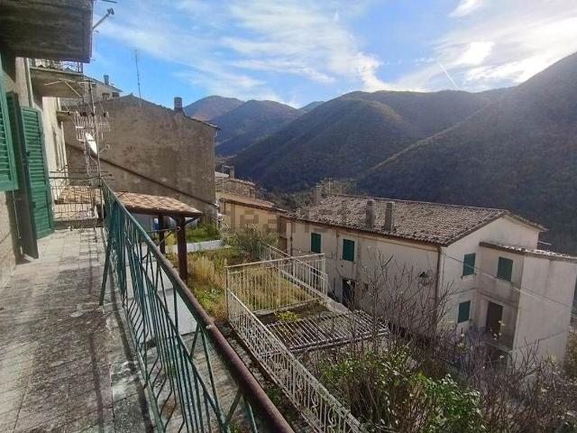 Appartamento in vendita di 145 m² in Via Madonna del Riposo