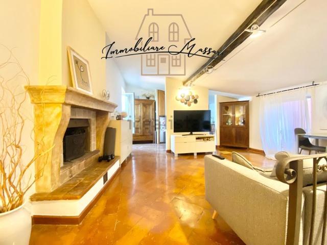 Appartamento in vendita di 145 m² in Via Magenta, 17