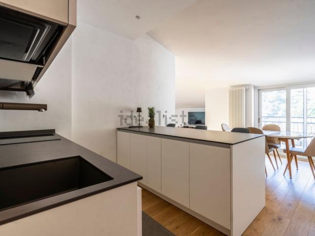 Appartamento in vendita di 145 m² in Via Neghelli