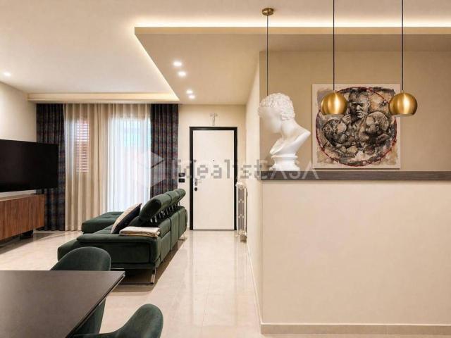 Appartamento in vendita di 145 m² in Via Nicola Barbato