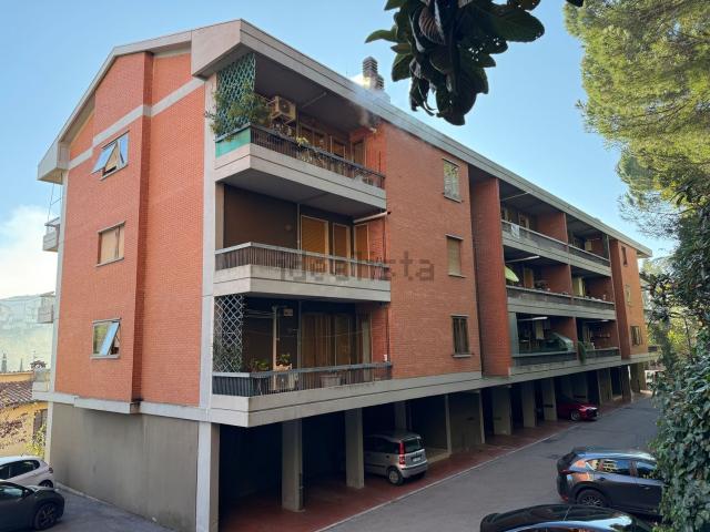 Appartamento in vendita di 145 m² in Via Nilde Iotti