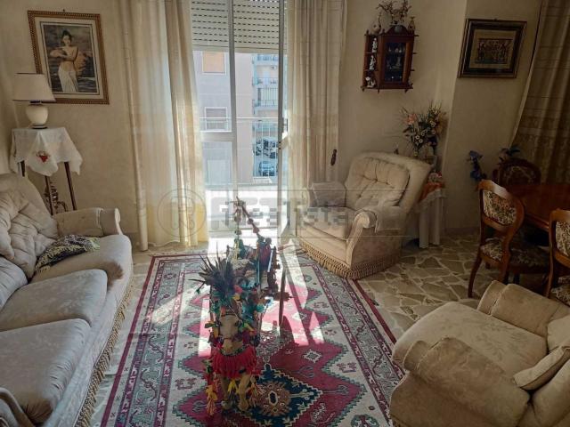 Appartamento in vendita di 145 m² in Via Sofio Ferrero
