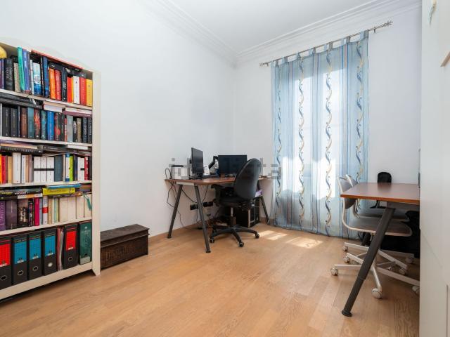 Appartamento in vendita di 145 m² in Via Salvatore Farina, 8