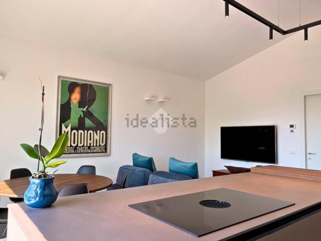 Appartamento in vendita di 145 m² in Via San Donato, 205