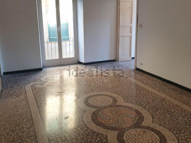 Appartamento in vendita di 145 m² in Via Sestri