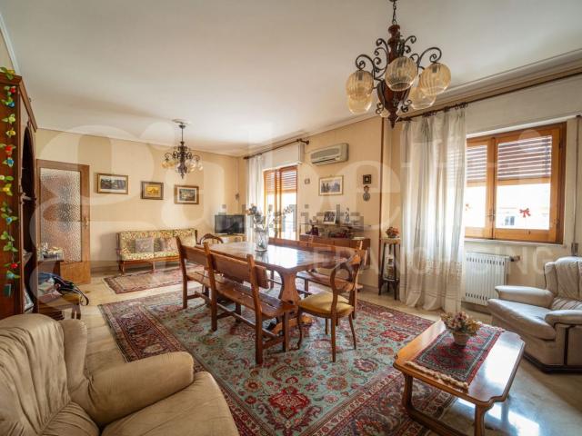 Appartamento in vendita di 145 m² in Via Spagna, 19