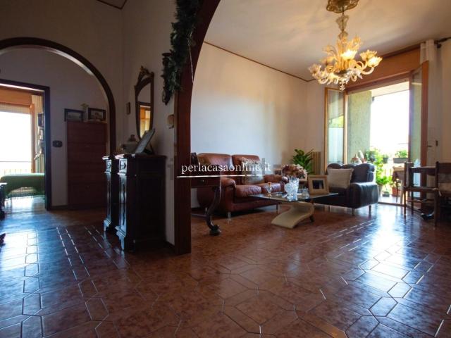 Appartamento in vendita di 145 m² in Via Plutarco