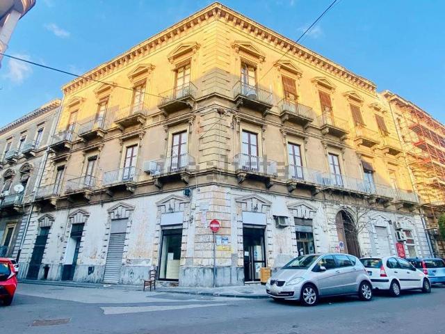 Appartamento in vendita di 145 m² in Via Plebiscito, 172