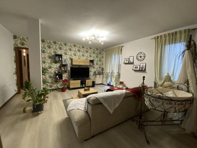 Appartamento in vendita di 145 m² in Via Roma