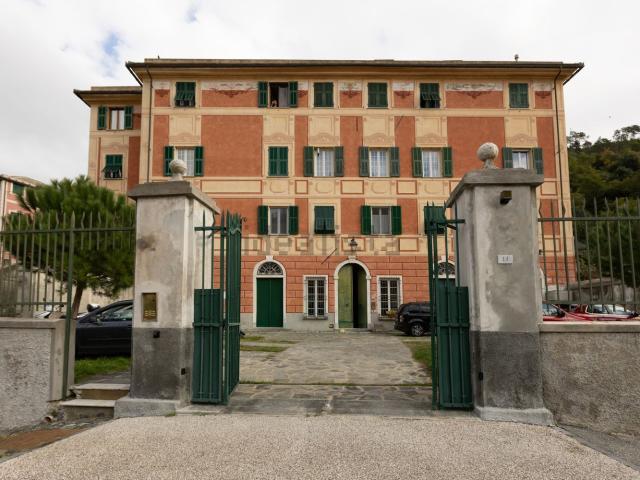 Appartamento in vendita di 145 m² in Via Razzara, 13