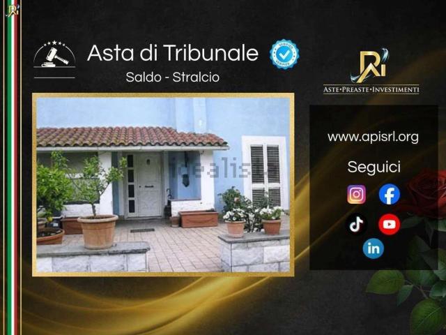 Appartamento in vendita di 145 m² in Via Valle Calandrella, 23