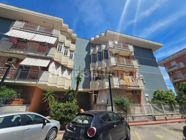 Appartamento in vendita di 145 m² in Via Varese, 7