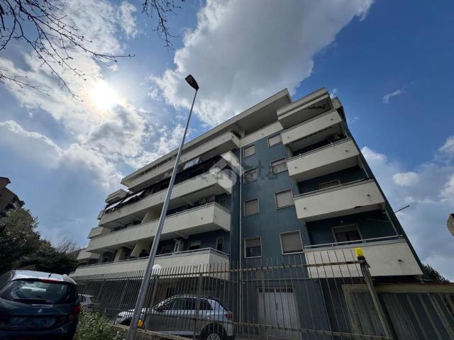 Appartamento in vendita di 145 m² in Via Vittorio Accattatis, 53