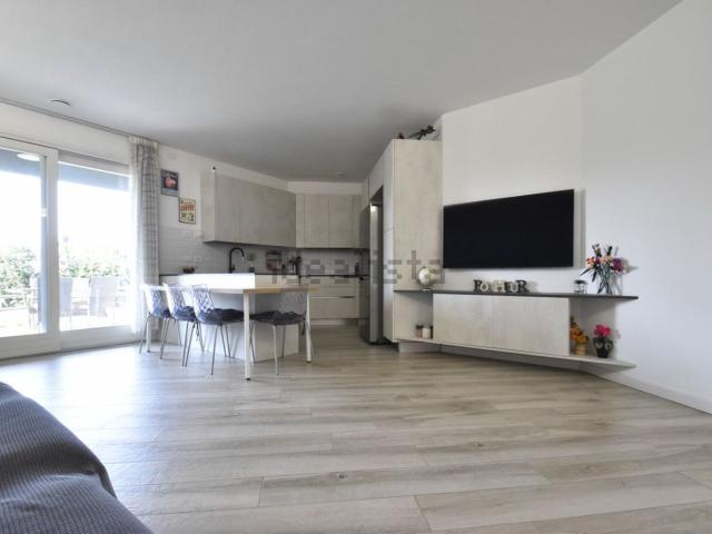 Appartamento in vendita di 145 m² in Via XI Aprile 1848, 23