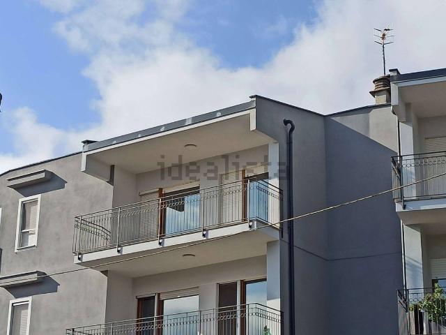 Appartamento in vendita di 145 m² in Viale Vittorio Veneto, 35
