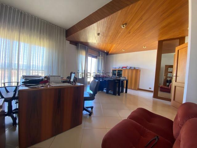 Appartamento in vendita di 145 m² in Viale Atlantici, 14