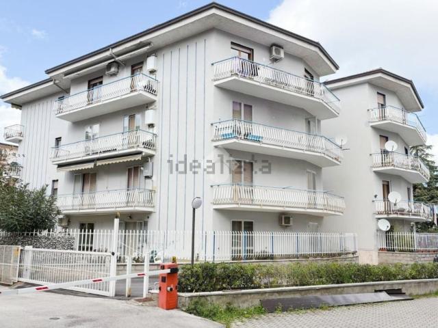 Appartamento in vendita di 145 m² in Viale Cappuccini, 263