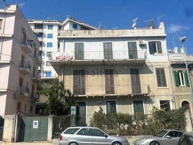 Appartamento in vendita di 145 m² in Viale Italia, 191