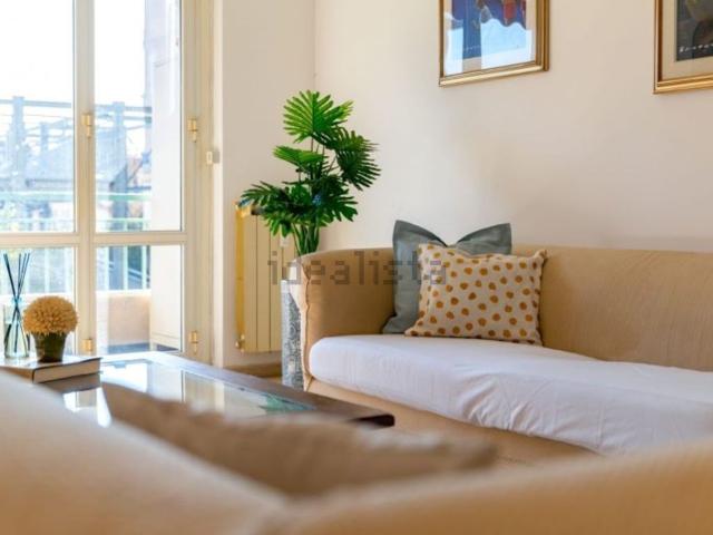 Appartamento in vendita di 145 m² in Vicolo Argiroffo, 25