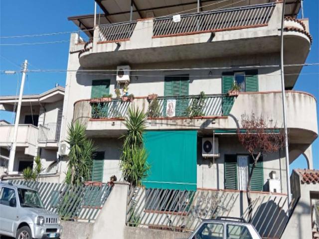 Appartamento in vendita di 145 m² in Contrada Madama Elena