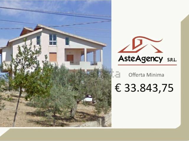 Appartamento in vendita di 145 m² in Contrada Ributtini