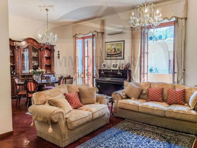 Appartamento in vendita di 145 m² in Corso Giacomo Matteotti