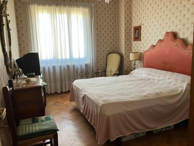 Appartamento in vendita di 145 m² in Corso Peschiera