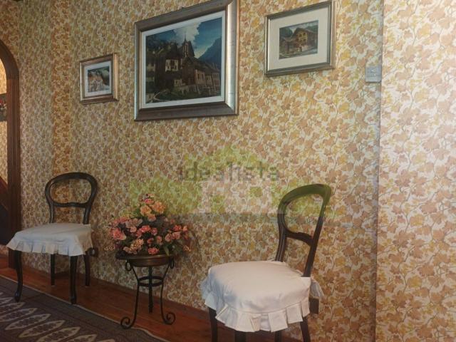 Appartamento in vendita di 145 m² in Frazione Casa dei Fiori