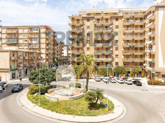 Appartamento in vendita di 145 m² in Largo dicone, 10