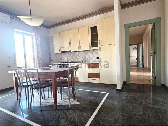 Appartamento in vendita di 145 m² in Piazza della Provincia