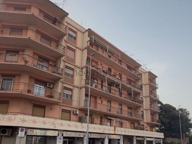 Appartamento in vendita di 145 m² in Strada Statale 114 Orientale Sicula, 22