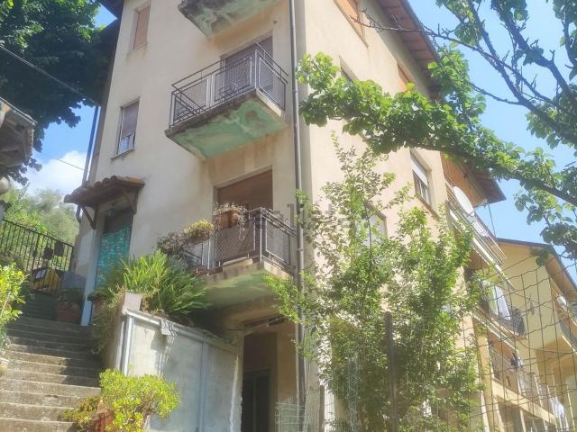 Appartamento in vendita di 145 m² in Strada principale
