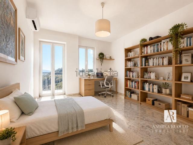 Appartamento in vendita di 145 m² in Strada Provinciale Croce, 24