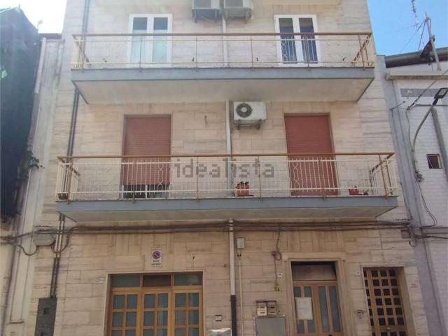 Appartamento in vendita di 146 m² in Via Tenente Giuseppe Castellaneta, 32