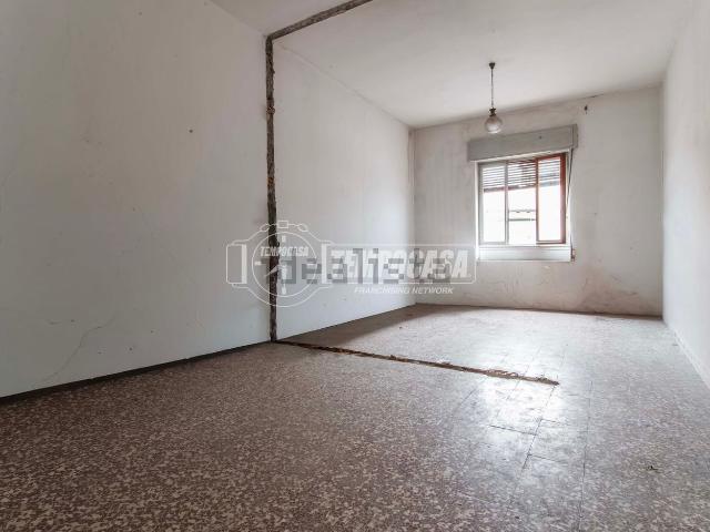 Appartamento in vendita di 146 m² in Via Carolina Litta Rusca, 65