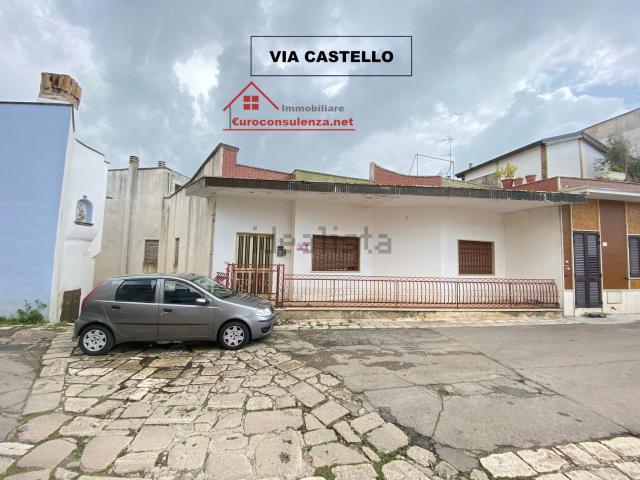 Appartamento in vendita di 146 m² in Via Castello, 7
