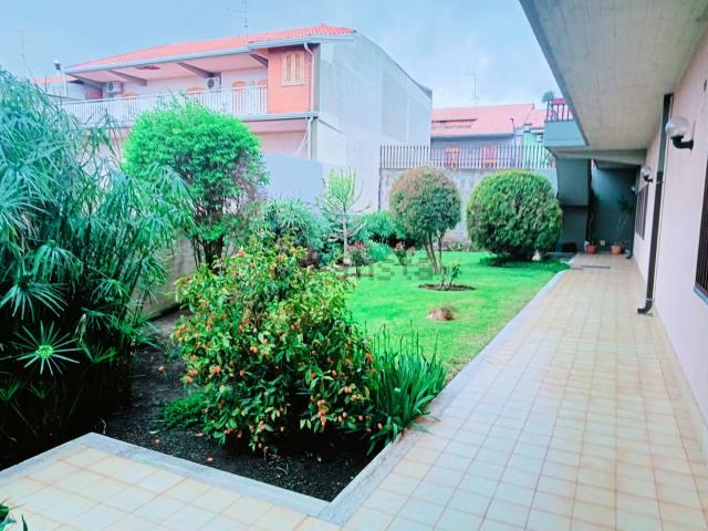 Appartamento in vendita di 146 m² in Via Aurora