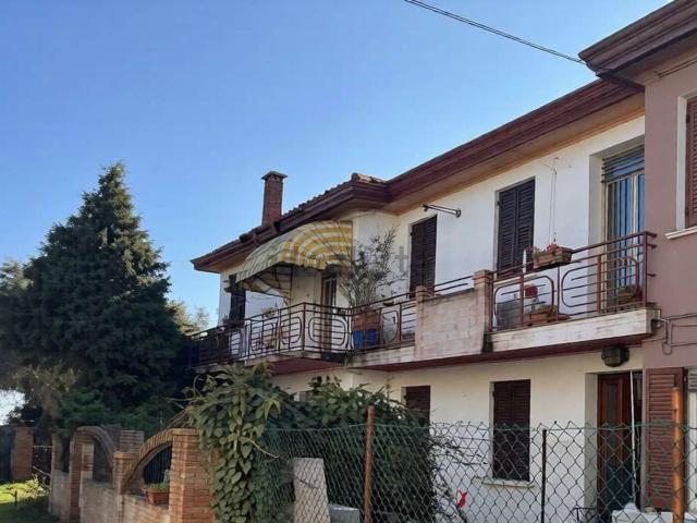 Appartamento in vendita di 146 m² in Via Bastie, 134