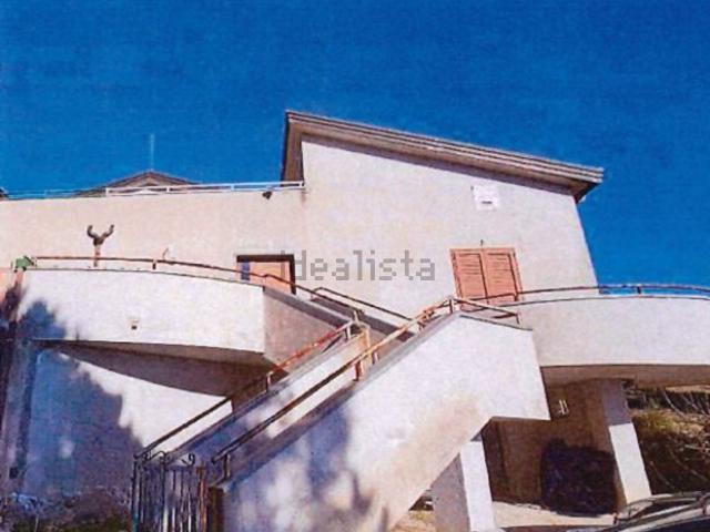 Appartamento in vendita di 146 m² in Via Galano