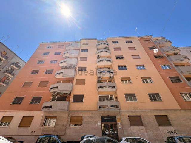 Appartamento in vendita di 146 m² in Via Generale P. de Laclos, 6