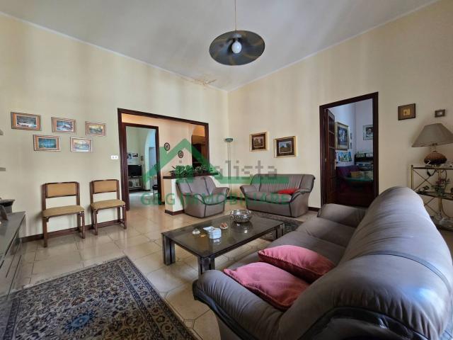Appartamento in vendita di 146 m² in Via Giuseppe Garibaldi