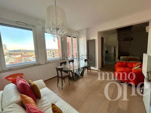 Appartamento in vendita di 146 m² in Via Giovanni Marradi, 10